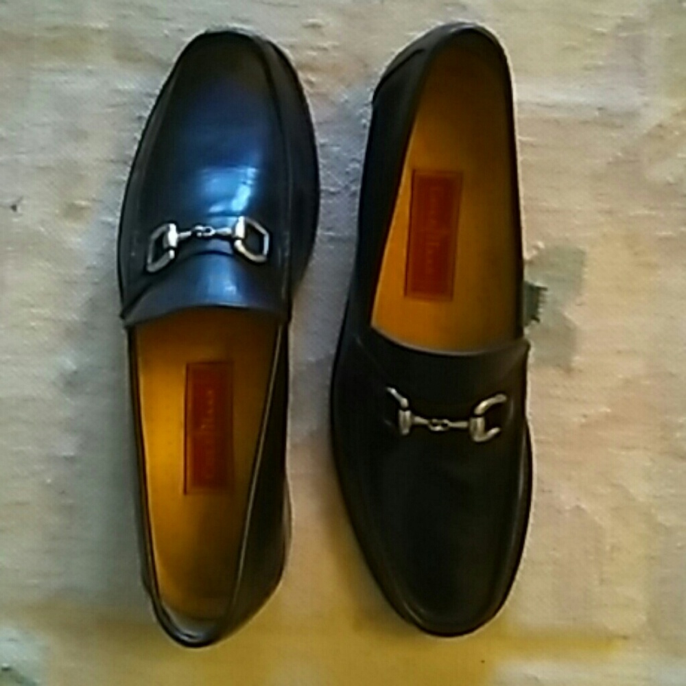 COLE HAAN shoes